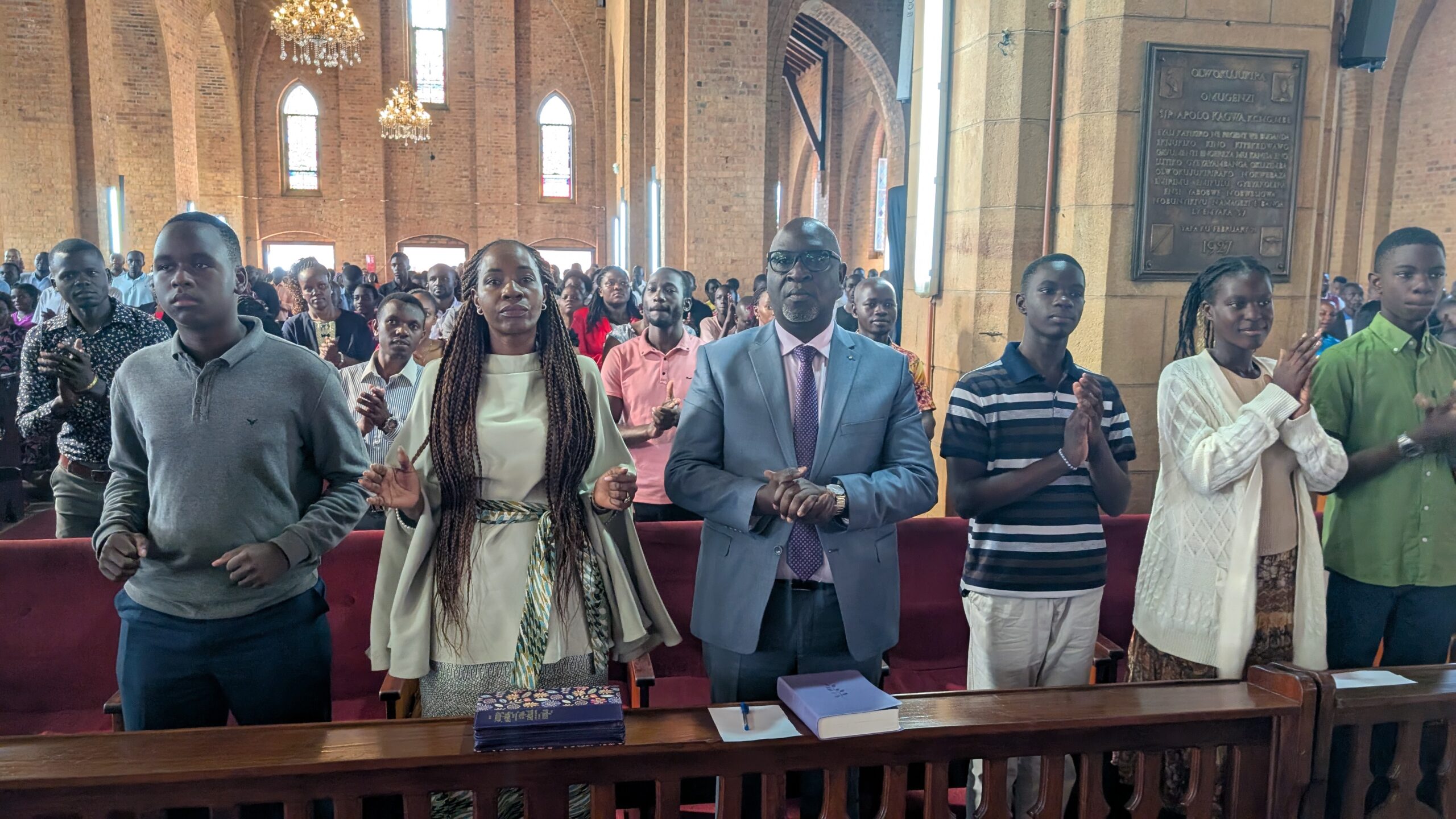 Guest of Honour Owekitiibwa Robert Waggwa-Nsibirwa with family