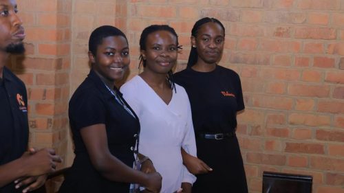 Volunteers-25th-Anniversary-1225-900x505