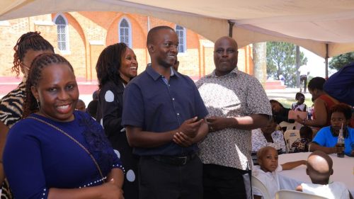 Volunteers-25th-Anniversary-1332-900x505