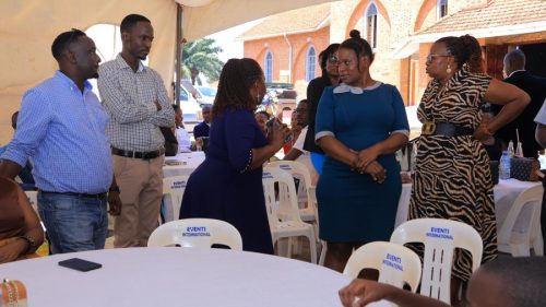 Volunteers-25th-Anniversary-1370-900x505