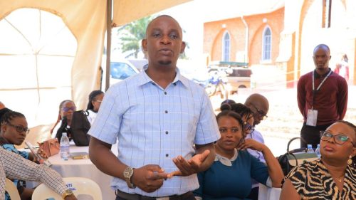 Volunteers-25th-Anniversary-1392-900x505