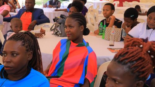 Volunteers-25th-Anniversary-1509-900x505